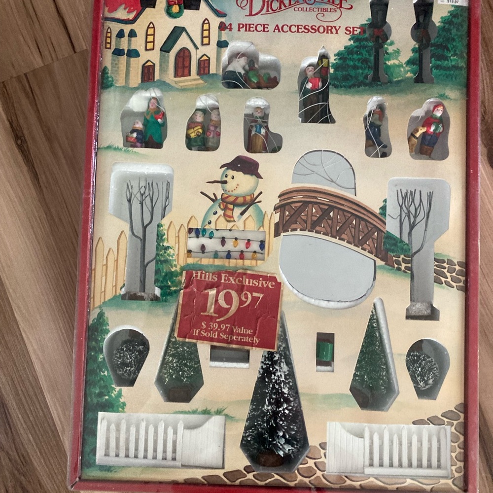 Vintage Lemax Dickensvale Collectibles 24 Piece Accessory Set